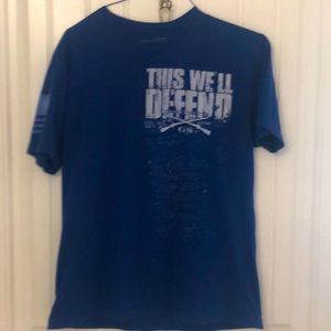Men’s Grunt Style Large “This We’ll Defend” t-shirt